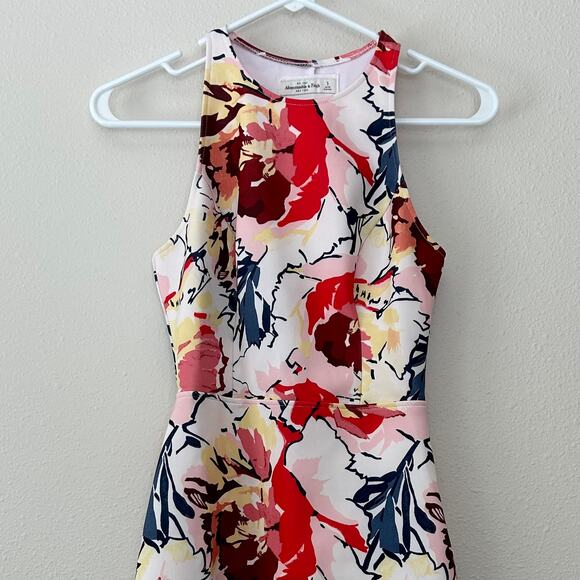 Abercrombie and Fitch floral halter mini key hole back spring colorful flowers S - Picture 3 of 15